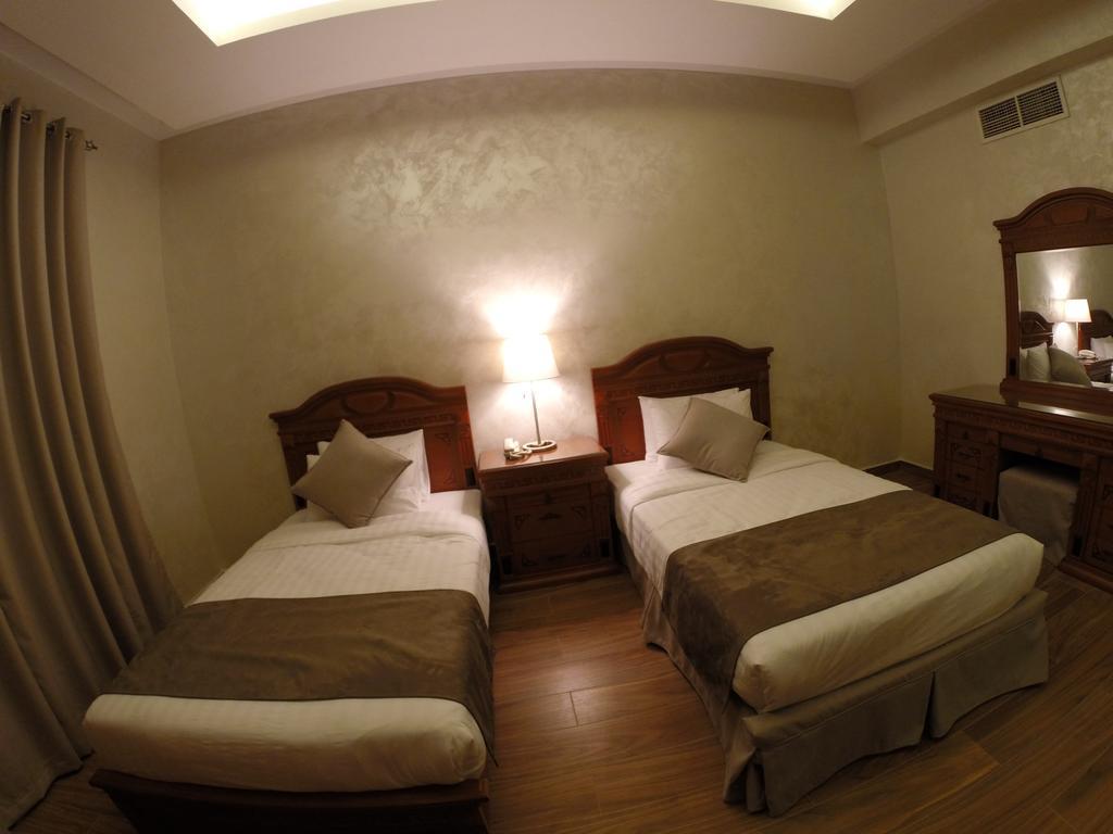 Le Park Hotel